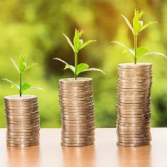 The Dr. Pat Show: Talk Radio to Thrive By!: Overcoming the Fear of Selling and Other Limiting Beliefs by Ursula Mentjes